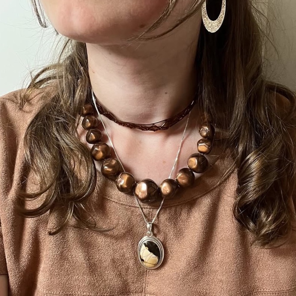 Vintage Chunky Brown Faux Stone Bead Necklace – Boho Western Lightweight‎ 🤎